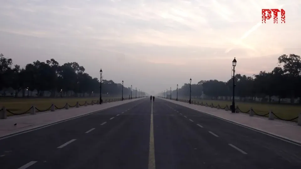delhi pollution india gate
