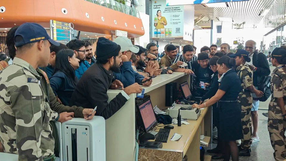 IndiGo Refund IndiGo Staff Bengaluru Airport