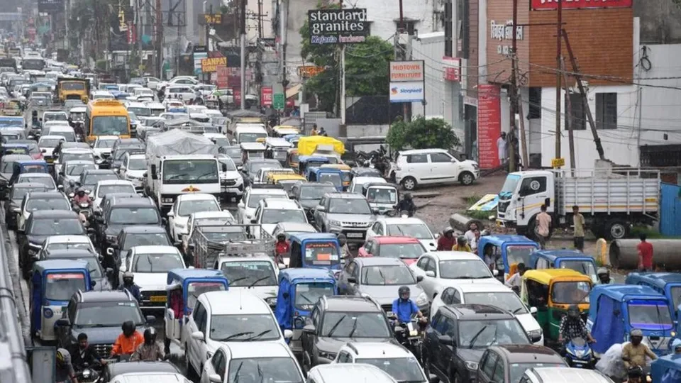Traffic chaos in Lucknow