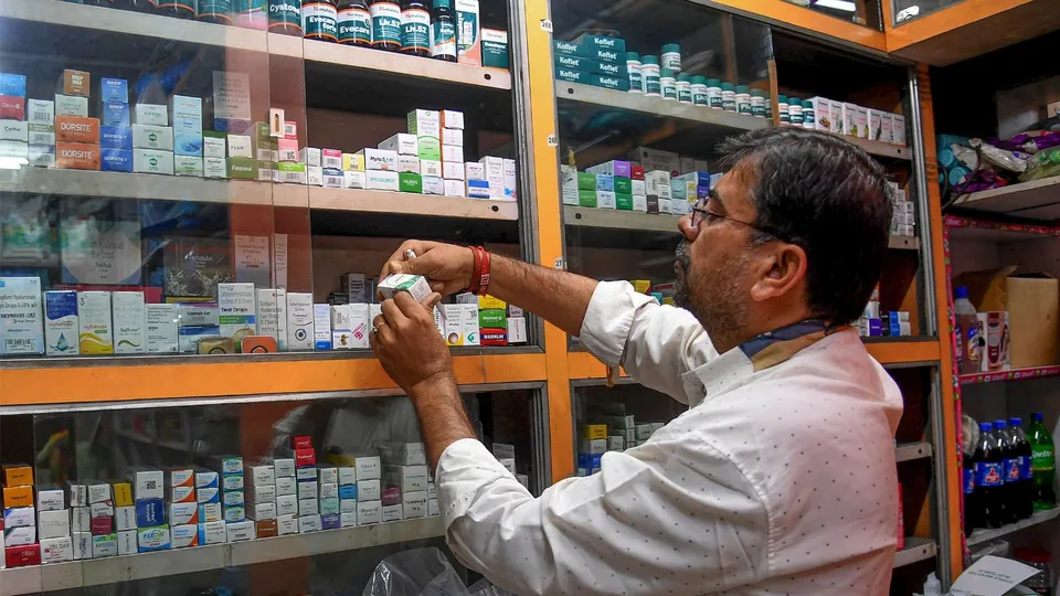 Chemist Medicines Pharma Industry Phamaceuticals Drugs manufacturing