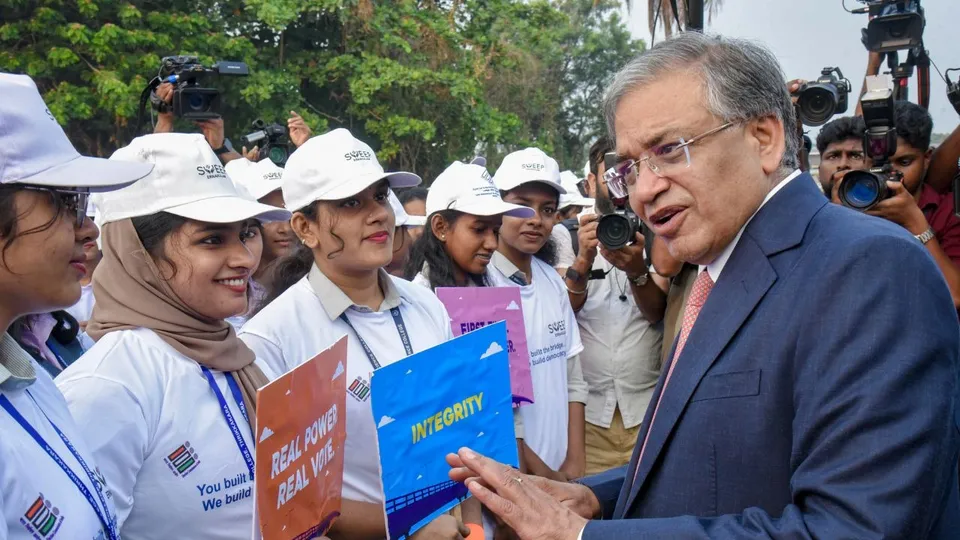 Gyanesh Kumar in Kochi