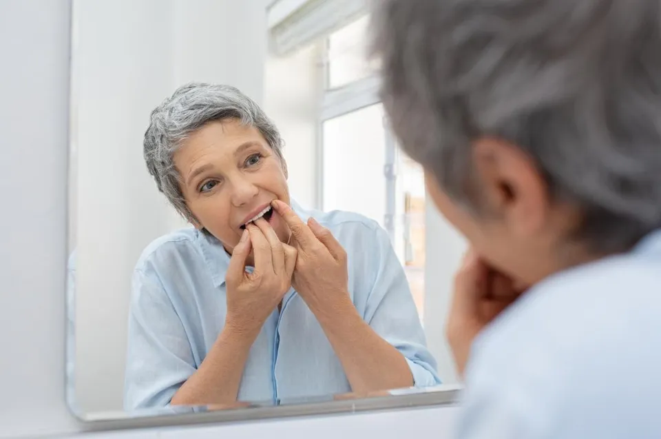 Alzheimer gum.jpg