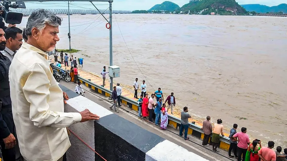 Andhra Pradesh Chief Minister N. Chandrababu Naidu visits a flood-affected area at Bhavanipuram, in Vijayawada, Monday, Sept. 2, 2024.