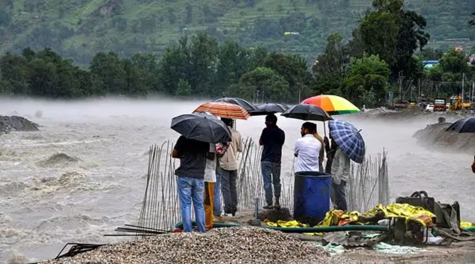 stranded tourists.jpg