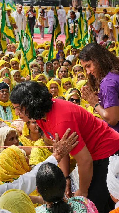 Farmers join wrestlers' protest at Jantar Mantar