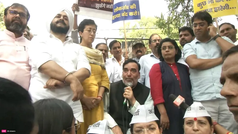 AAP protest Sanjay Singh Gopal Rai