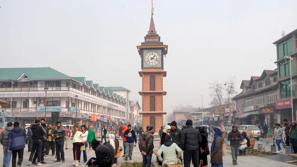 People at Lal Chowk after the Supreme Court upheld the Centre's decision to abrogate Article 370 of the Constitution, in Srinagar