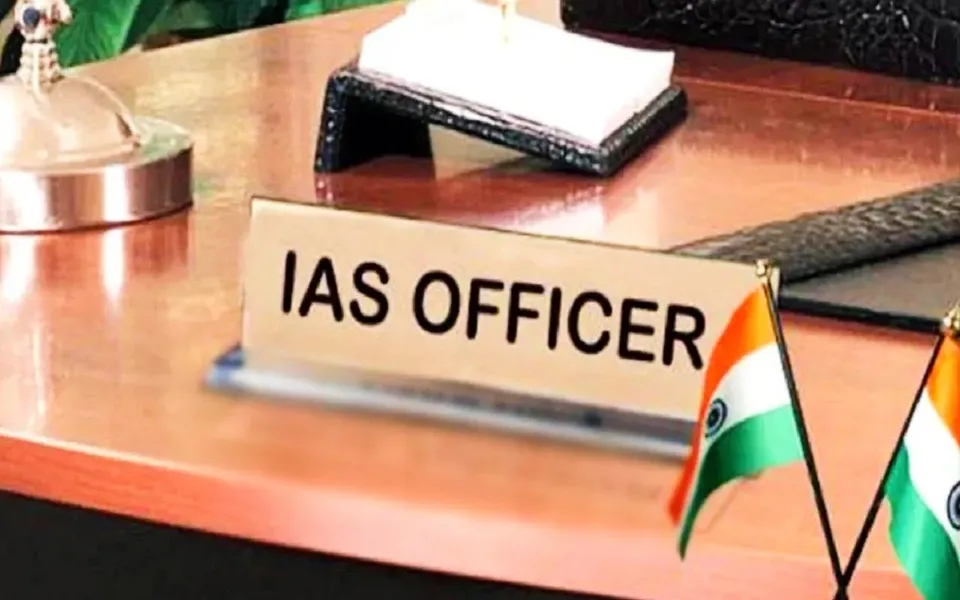 IAS Officer desk.jpg