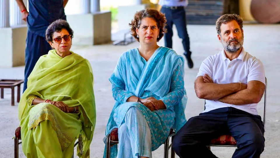 Rahul Gandhi with party leaders Priyanka Gandhi Vadra and Kumari Selja during a meeting with the families affected by the Parivar Pehchan Patra Yojana, in Haryana.