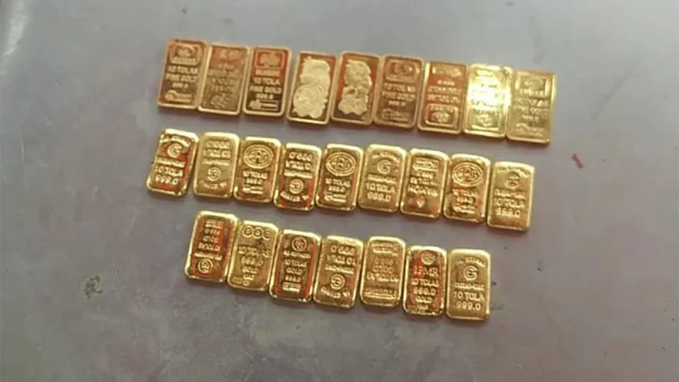 Gold biscuits.jpg
