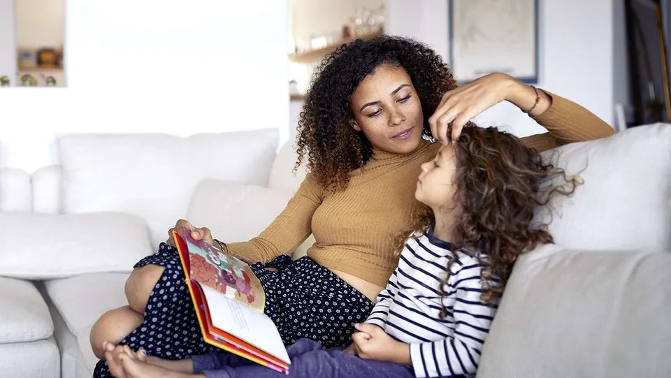 parenting Mother daughter.jpg