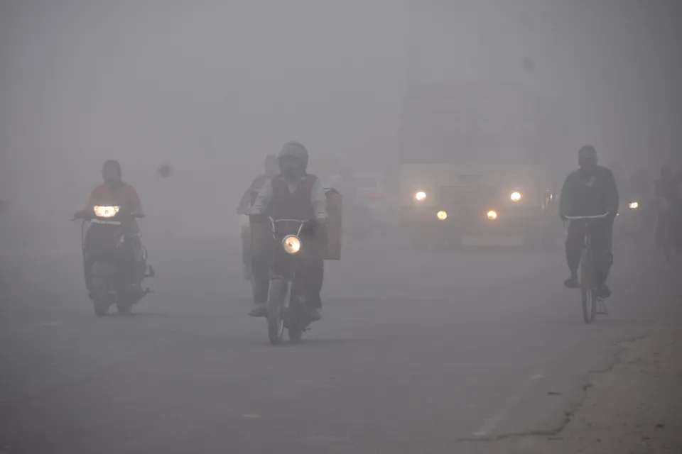 FOG Air Quality Winter Smog Pollution Delhi