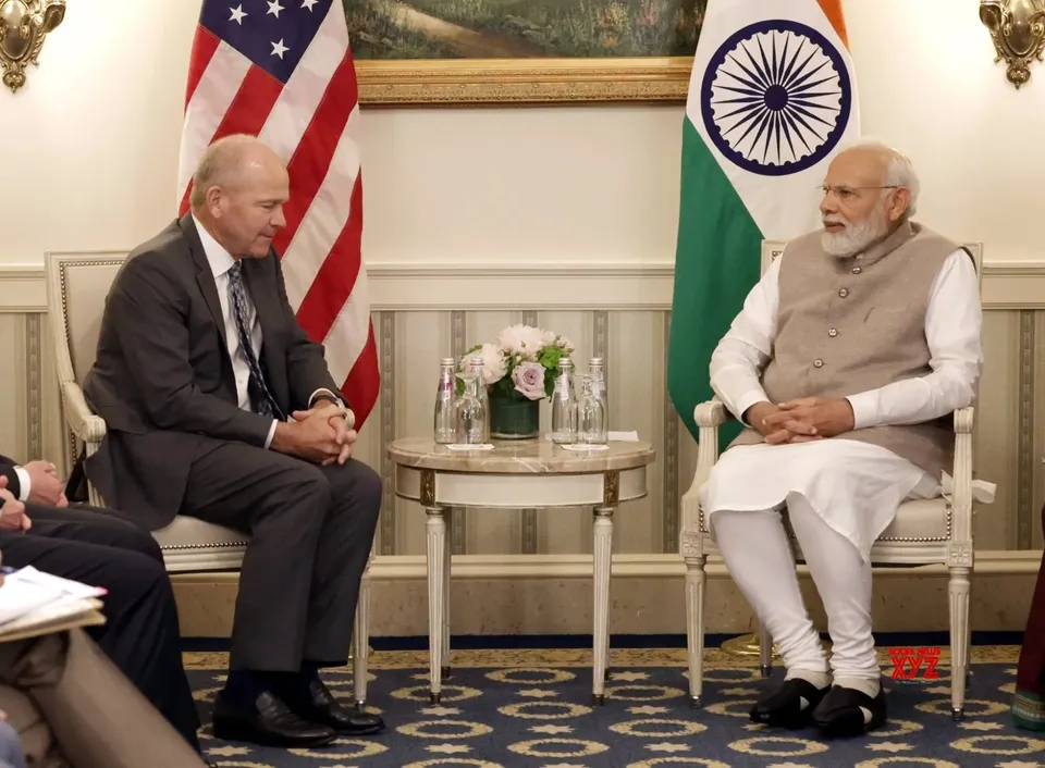 David L Calhoun with narendra modi.jpg