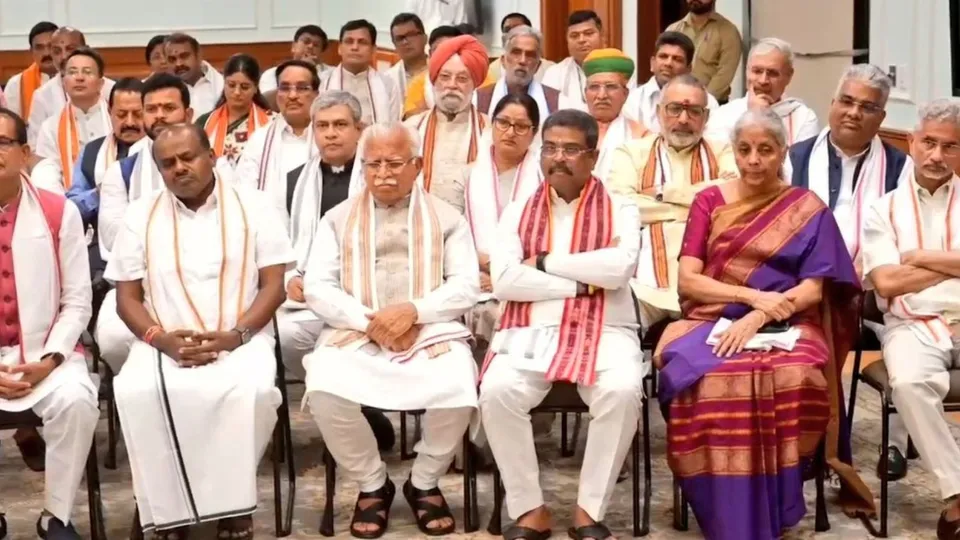 H D Kumaraswamy Manohar Lal Khattar
