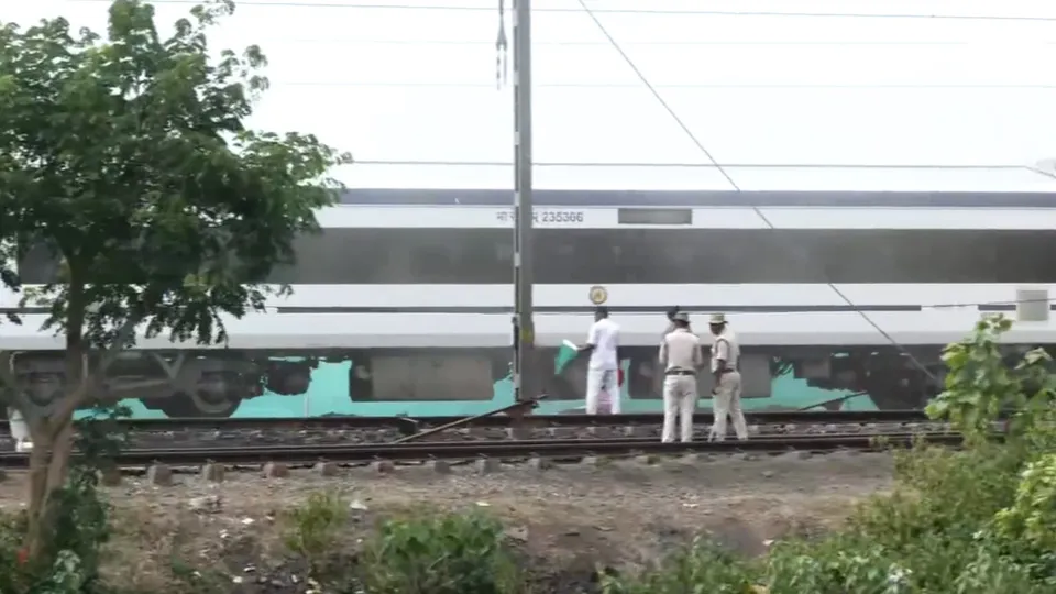 Puri Vande Bharat crossing accident site.jpg