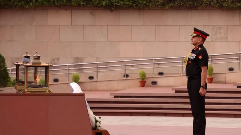 Chief of the Army Staff General Upendra Dwivedi pays homage at the National War Memorial, in New Delhi, Monday, July 1, 2024.