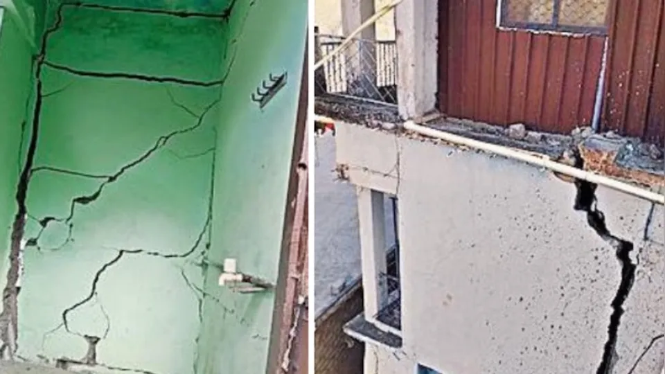 Cracked walls of houses in Joshimath