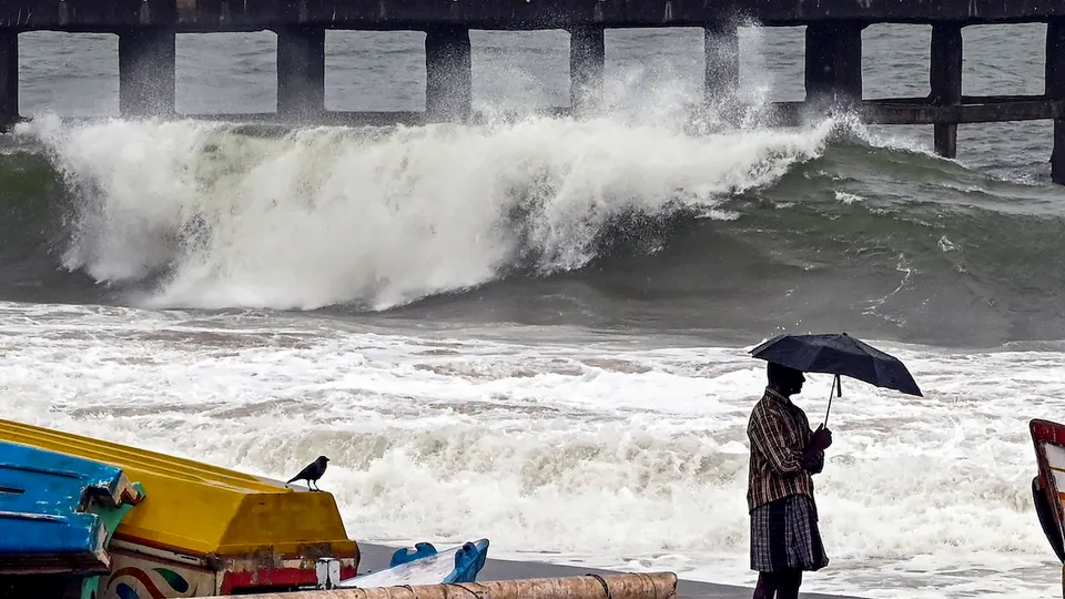 Waves crash against the Valiyathura coast as a rough sea alert issued by the Indian National Centre for Ocean Information Services (INCOIS) prevented fishermen from venturing into the sea, in Thiruvananthapuram, Tuesday, May 21, 2024.