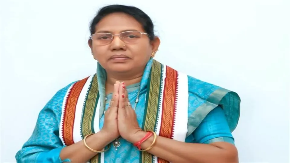 Savitri Mandavi Congress Chhattisgarh