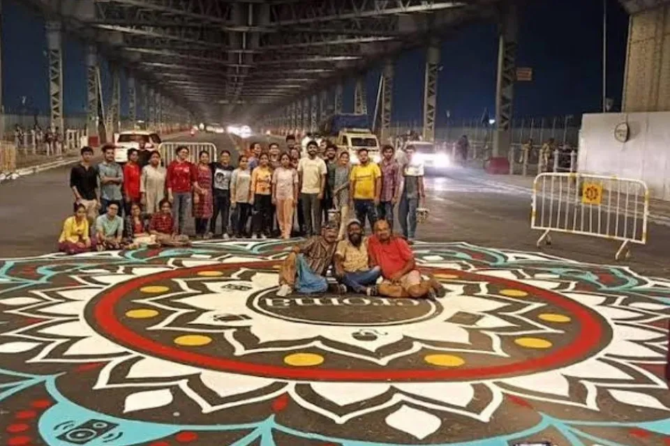 Howrah Bridge alpana art