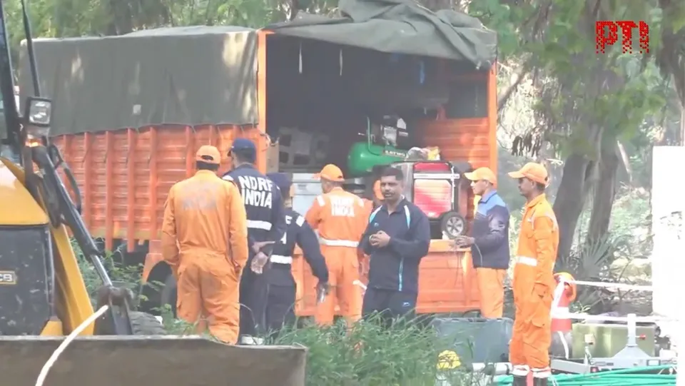 Child falls into 40-ft-deep borewell in Delhi