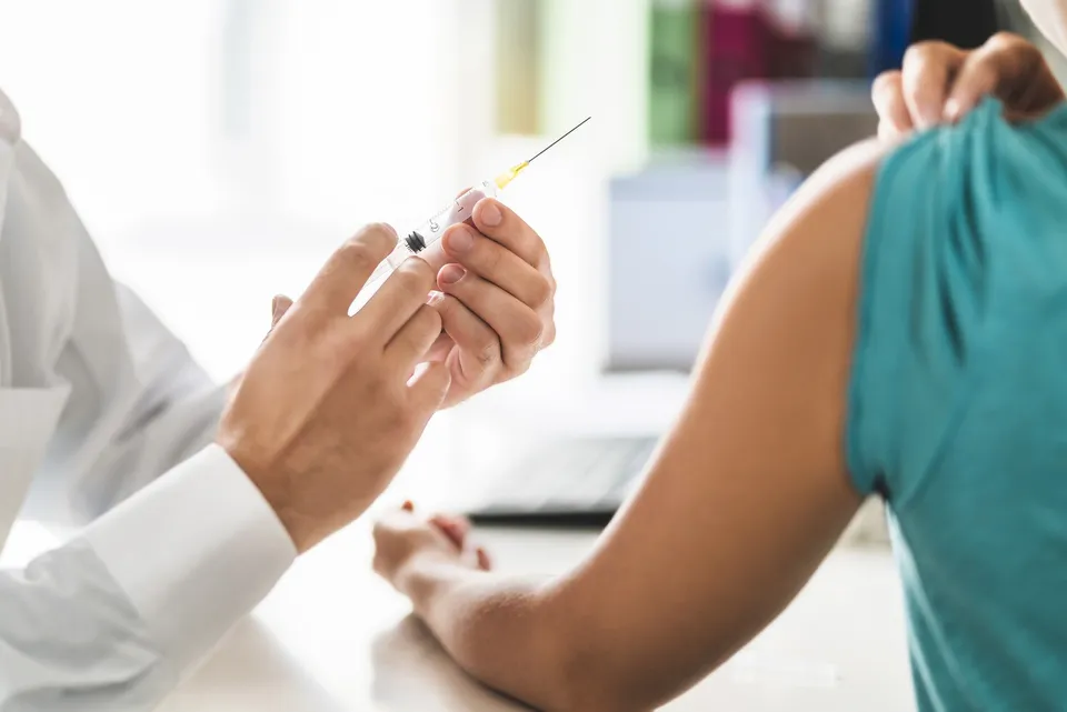 Adult vaccination.jpg