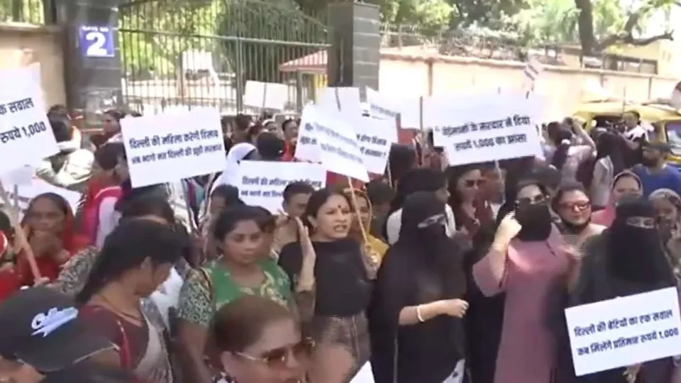 Atishi Residence Protest
