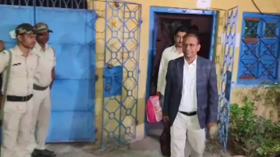 ED conducts searches at residence of West Bengal Minister Chandranath Sinha in Bolpur, Birbhum