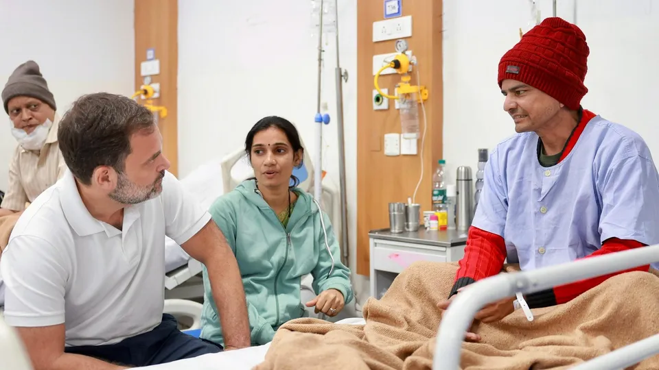 Congress leader Rahul Gandhi interacts with a patient at the Mahatma Gandhi Hospital, in Jaipur