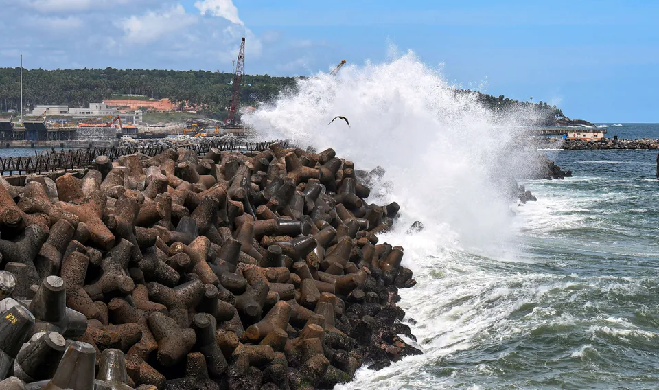 Cyclone Biparjoy High sea waves at Vizhinjam