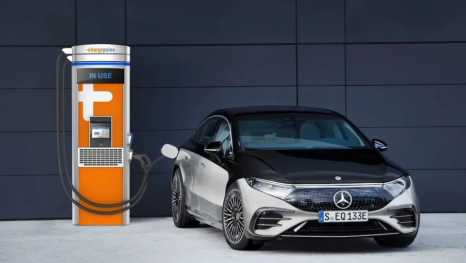 Mercedes Benz ChargePoint.jpg