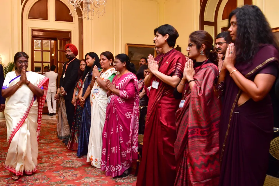 Droupadi Murmu Civil Servants