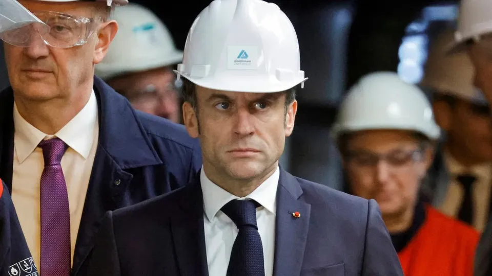 macron on factory round.jpg