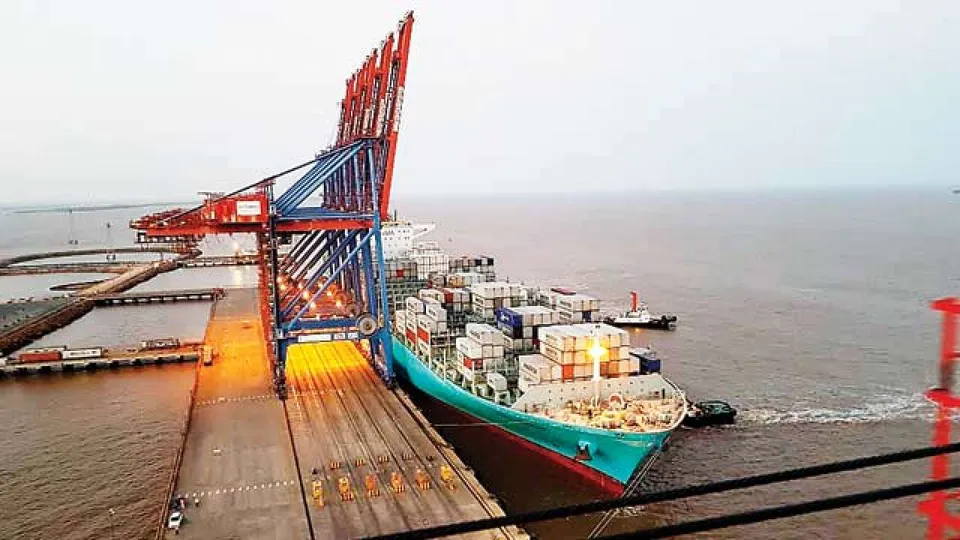 Gujarat Pipavav Port