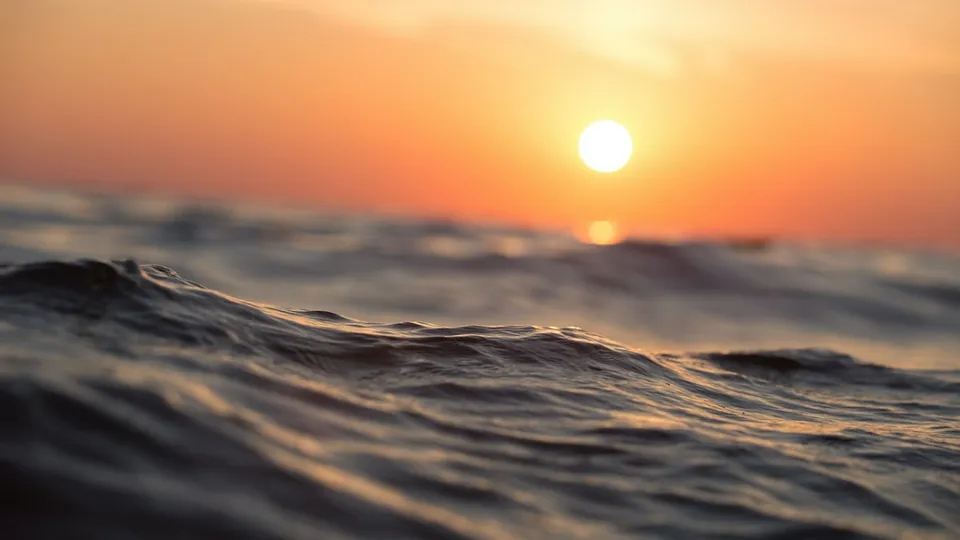 dimming the Sun.jpg
