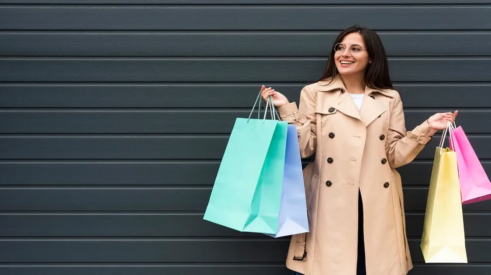 Shopping Young consumers.jpg