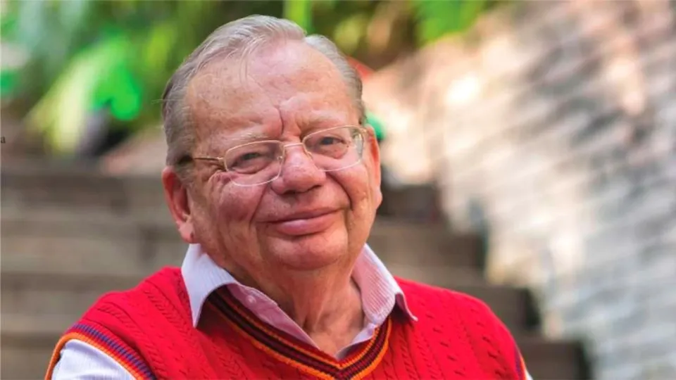 Ruskin Bond Jpg.jpg