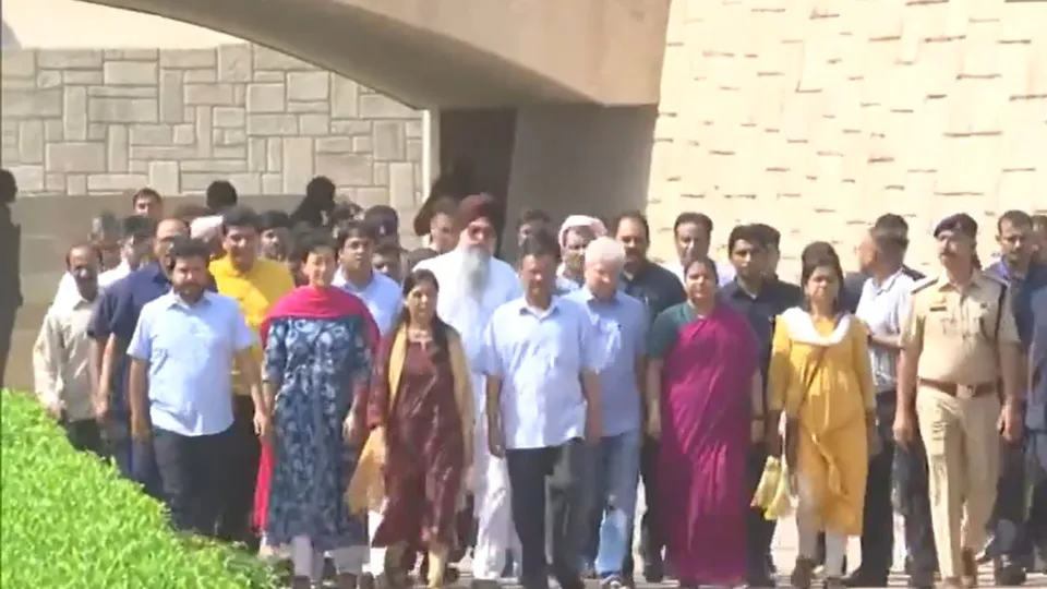 Arvind Kejriwal Rajghat