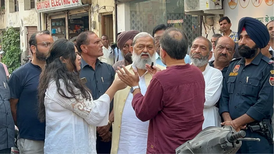 Niraj Sharma Anil vij Masaba Naqvi 