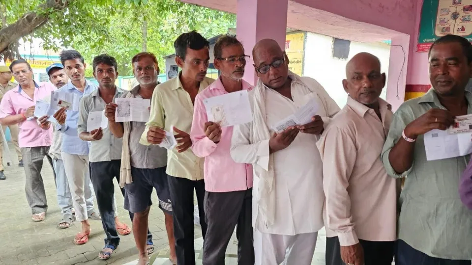 Ghosi bypoll voters.jpg