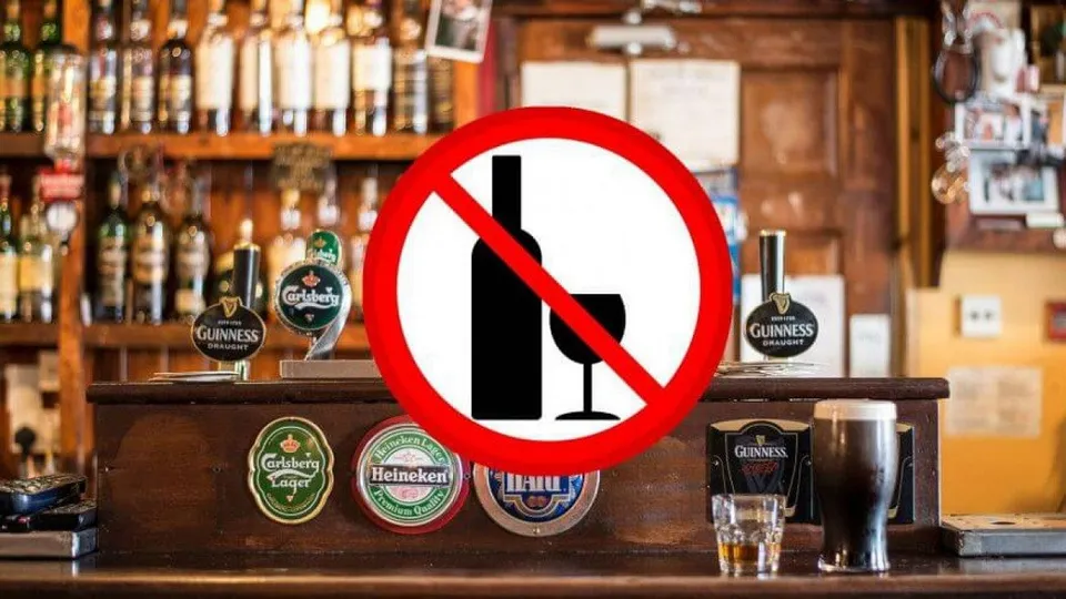Alcohol Drinks Dry Day