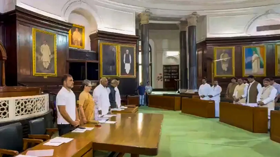 Congress Parliamentary Party (CPP) Chairperson Sonia Gandhi, LoP Lok Sabha Rahul Gandhi, Congress President Mallikarjun Kharge and other party leaders, during the CPP meeting at the Parliament House, in New Delhi, Wednesday, July 31, 2024.