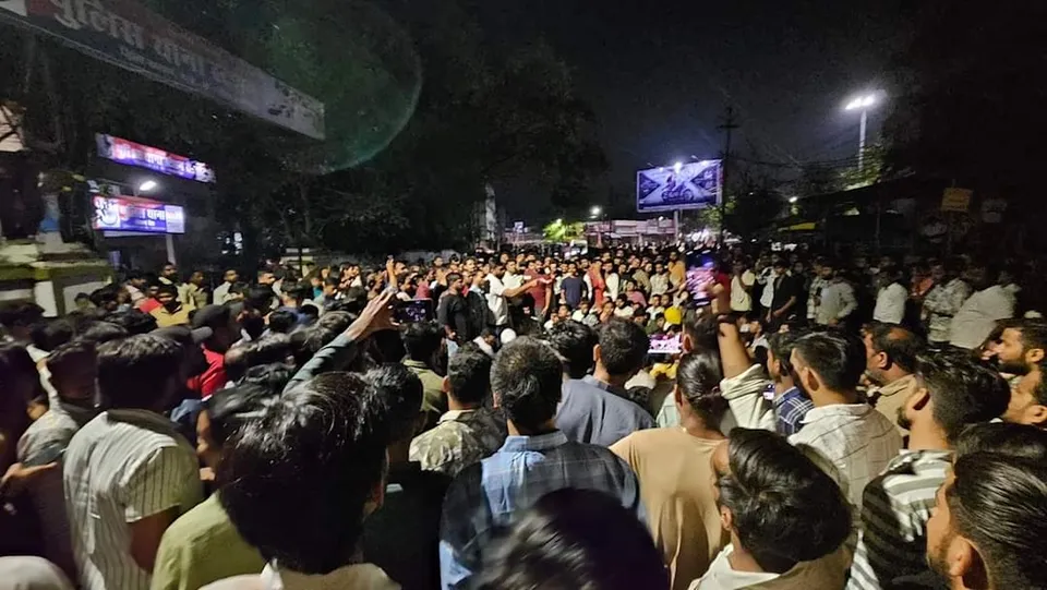 Stone pelting on Ganesh procession in Ratlam