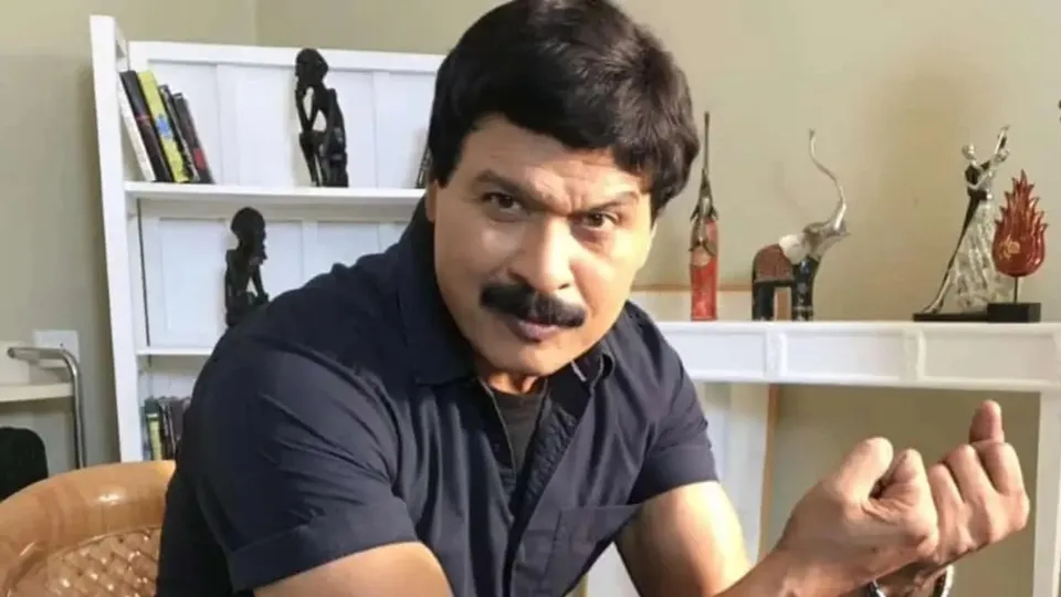 Dinesh Phadnis