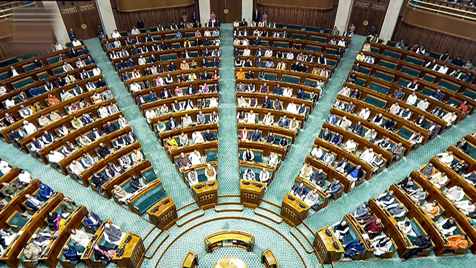 President Droupadi Murmu addresses the joint session of Parliament on the opening day of the Budget session