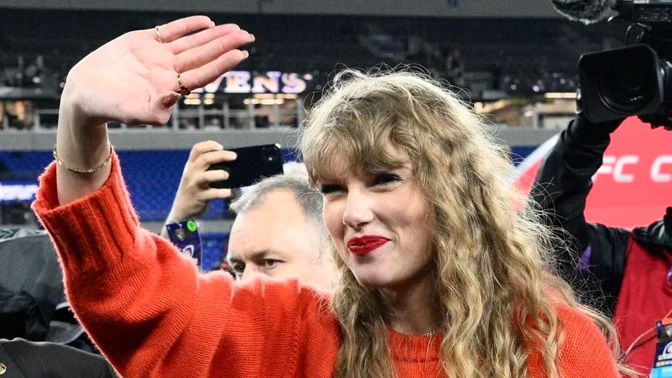 Taylor Swift pornographic deepfake