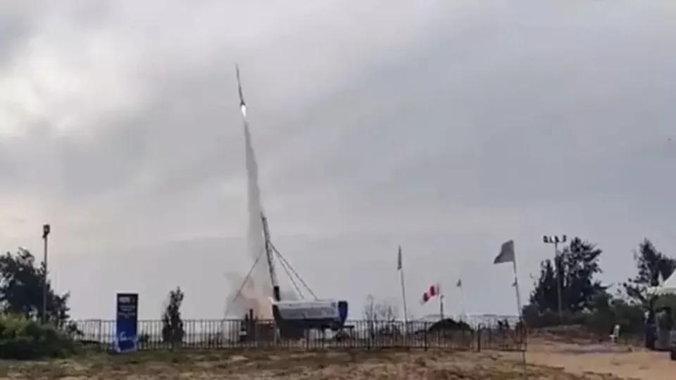 India launches its 1st reusable hybrid rocket 'RHUMI-1'