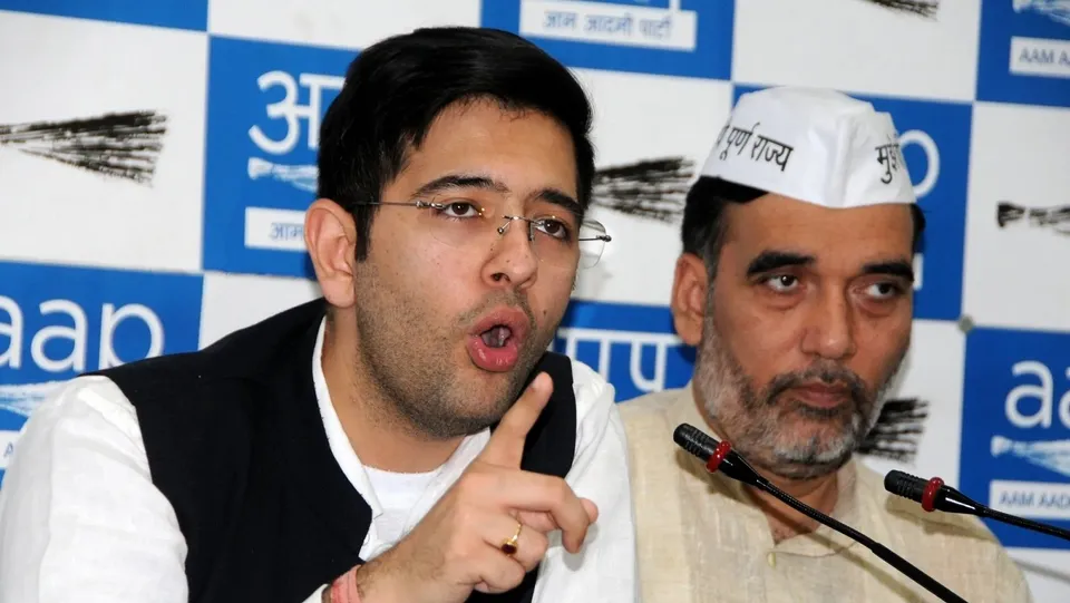 Gopal Rai and Raghav Chadha.jpg