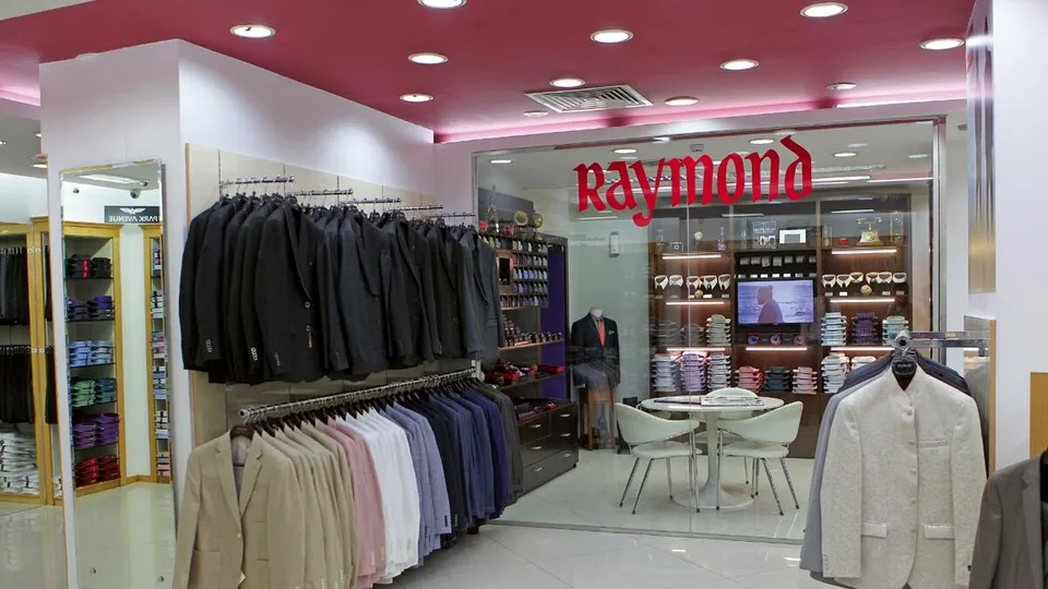 Raymond.jpg