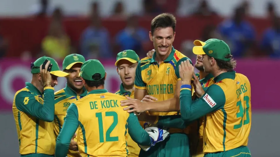 South Africa bowl out Afghanistan at 56